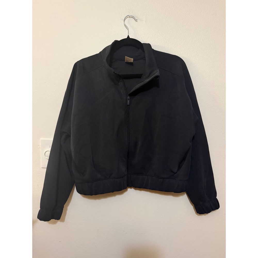 All in Motion Cropped Full Zip Black Sweatshirt Size L